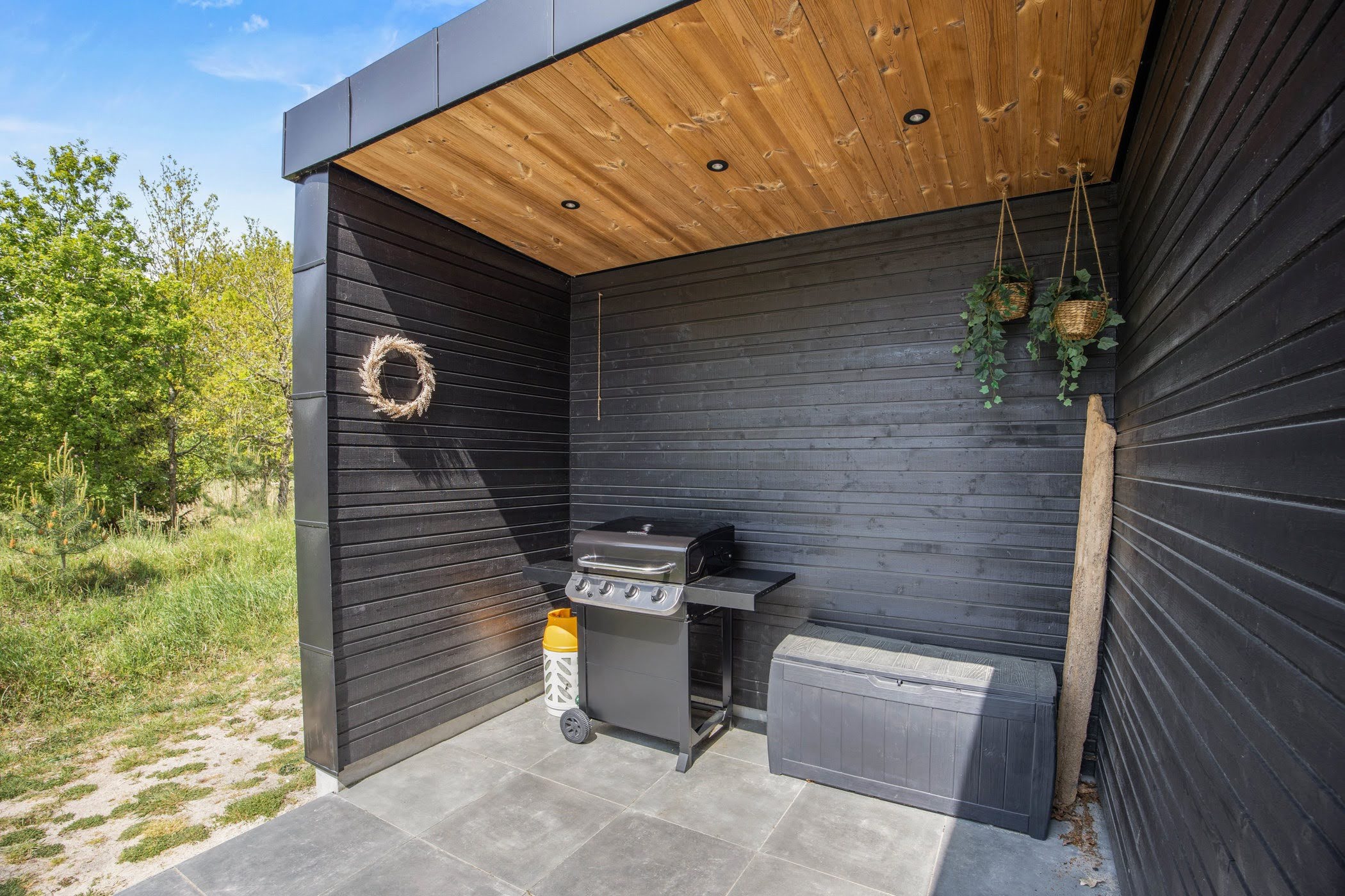 Terrasse med grill
